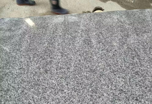 大连普兰店双塔 芝麻白产地助推石材产业高质量发展，74家石材厂验收复产